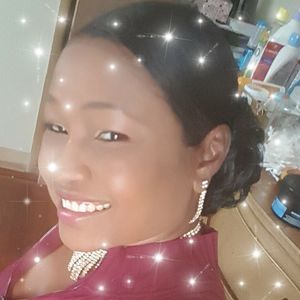 Meet your Posher, Lystra